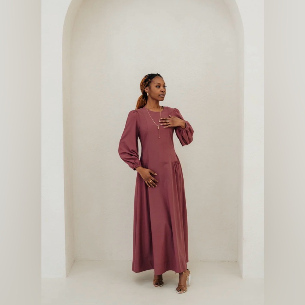 Enrobe Inayah Mauve Maxi Dress
